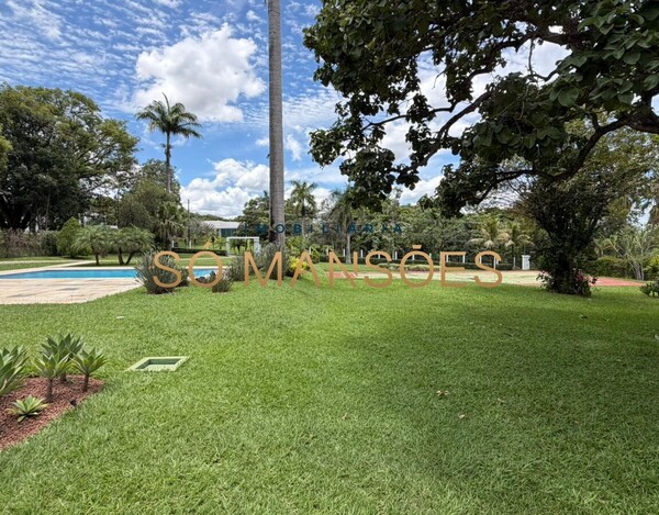 CASA À VENDA NO CONDOMÍNIO ESTÂNCIA DAS AMENDOEIRAS – TERRENO DE 5.000 M² E LAZER COMPLETO EM LAGOA SANTA.