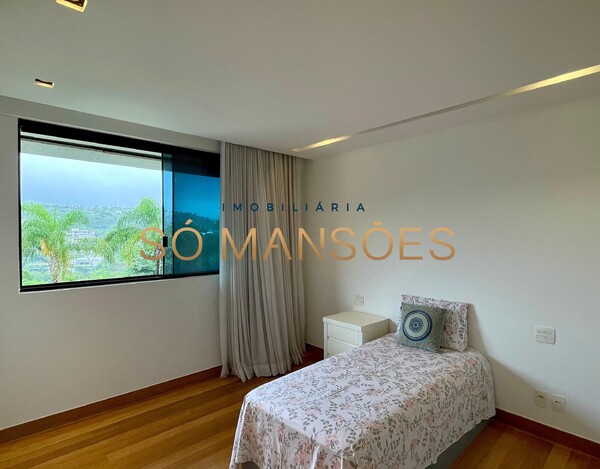 APARTAMENTO DE 256 M² À VENDA NO CONDOMÍNIO VILA HARTT.