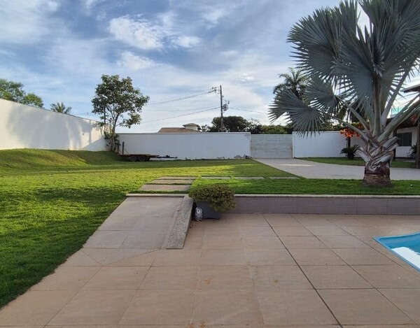 CASA DE 730 M² À VENDA NO CONDOMÍNIO VALE DO OURO – VISTA 360° DEFINITIVA EM RIBEIRÃO DAS NEVES.