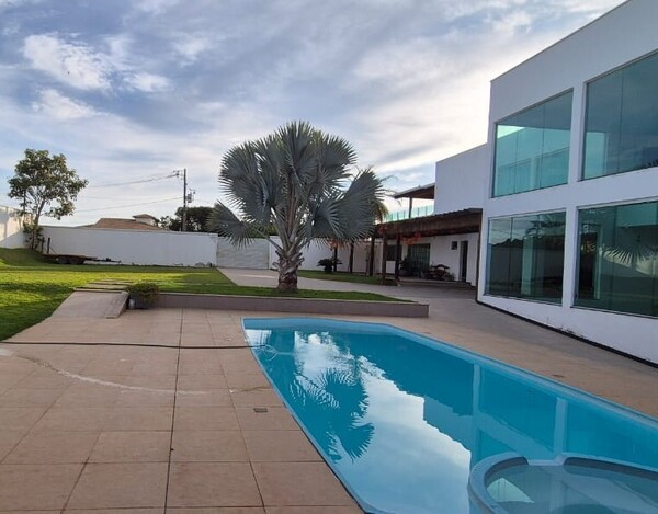 CASA DE 730 M² À VENDA NO CONDOMÍNIO VALE DO OURO – VISTA 360° DEFINITIVA EM RIBEIRÃO DAS NEVES.