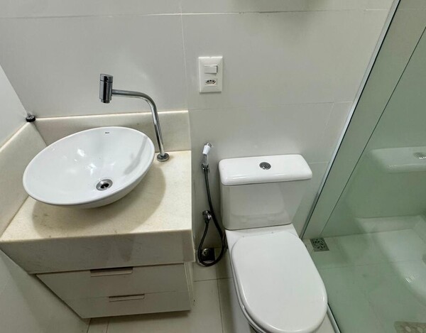 CASA REFORMADA À VENDA NO MANGABEIRAS – 340 M², 4 QUARTOS E ESPAÇO GOURMET COM SPA.