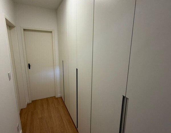 CASA À VENDA NO BAIRRO TREVO – 3 SUÍTES, ENERGIA SOLAR E ÁREA DE LAZER COMPLETA.