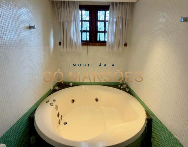 CASA DE 600m² À VENDA NO BAIRRO SÃO LUIZ – PAMPULHA