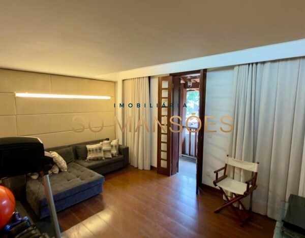 CASA DE 600m² À VENDA NO BAIRRO SÃO LUIZ – PAMPULHA