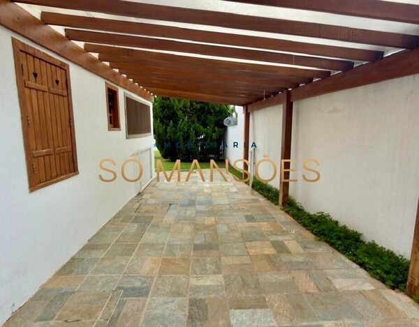 CASA DE 600m² À VENDA NO BAIRRO SÃO LUIZ – PAMPULHA