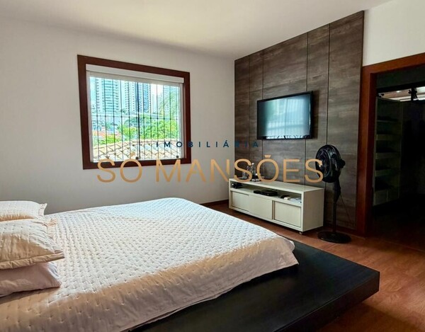 CASA DE 331m² MOBILIADA À VENDA NO BELVEDERE.