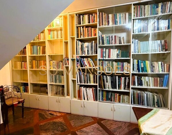 CASA DE 477M² EM LOTE DE ESQUINA À VENDA NO BELVEDERE (BH) – USO RESIDENCIAL OU COMERCIAL.