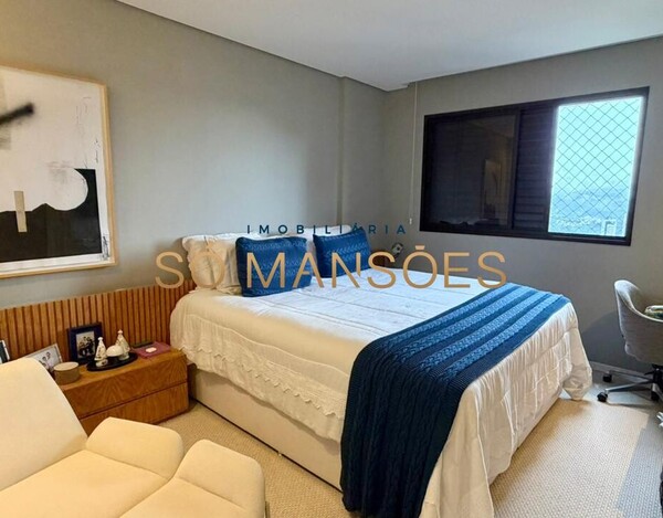 APARTAMENTO REFORMADO COM MEZANINO E PÉ-DIREITO DUPLO NO VILA DA SERRA.