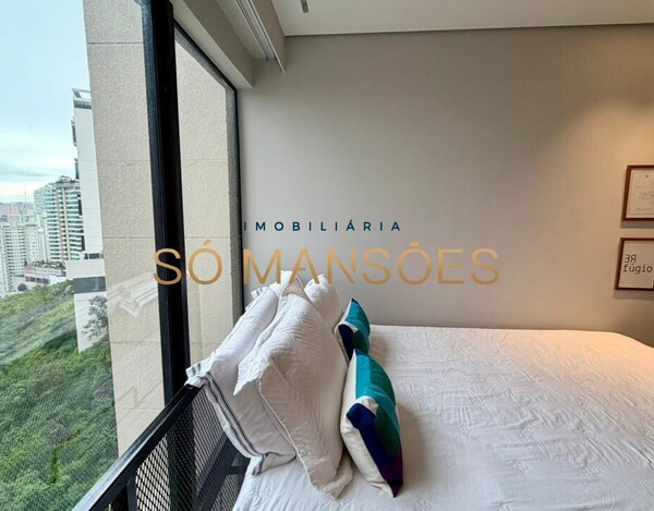 APARTAMENTO REFORMADO COM MEZANINO E PÉ-DIREITO DUPLO NO VILA DA SERRA.