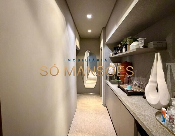 CASA À VENDA NO CONDOMÍNIO MORRO DO CHAPÉU – APROX. 600M² CONSTRUÍDOS E 82M² DE HABITE-SE.