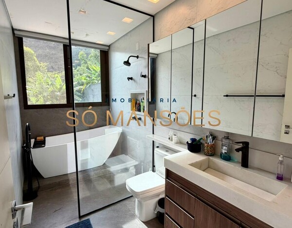 CASA DE 464M² À VENDA NO QUINTAS DO SOL – 4 QUARTOS, LAZER COMPLETO E VISTA DEFINITIVA.