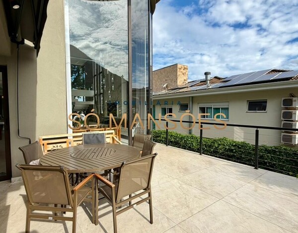 CASA DE 464M² À VENDA NO QUINTAS DO SOL – 4 QUARTOS, LAZER COMPLETO E VISTA DEFINITIVA.