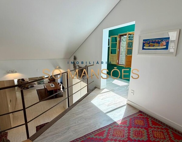 CASA DE 421M² E VISTA DEFINITIVA À VENDA NO CONDOMÍNIO BOSQUE DO JAMBREIRO.