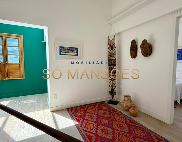 CASA DE 421M² E VISTA DEFINITIVA À VENDA NO CONDOMÍNIO BOSQUE DO JAMBREIRO.