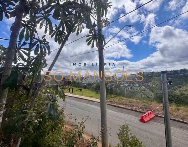 LOTE DE 1.119M² À VENDA NO CONDOMÍNIO VILA DEL REY ANEXO – COM PROJETO APROVADO E VISTA DEFINITIVA.