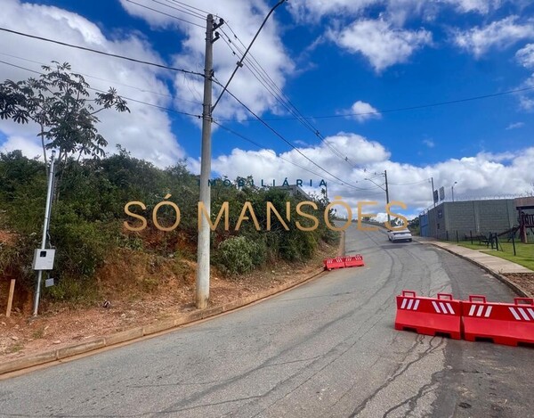 LOTE DE 1.119M² À VENDA NO CONDOMÍNIO VILA DEL REY ANEXO – COM PROJETO APROVADO E VISTA DEFINITIVA.