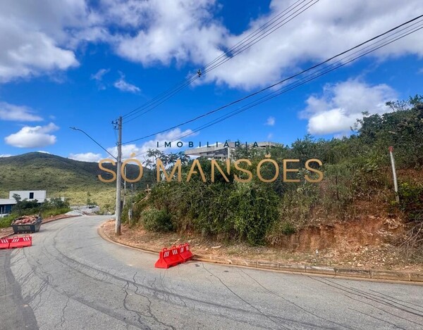 LOTE DE 1.119M² À VENDA NO CONDOMÍNIO VILA DEL REY ANEXO – COM PROJETO APROVADO E VISTA DEFINITIVA.