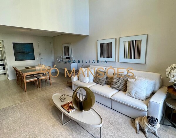 APARTAMENTO DE 136M² FINAMENTE DECORADO À VENDA NO VILA DA SERRA – VISTA DESLUMBRANTE PARA AS MONTANHAS.