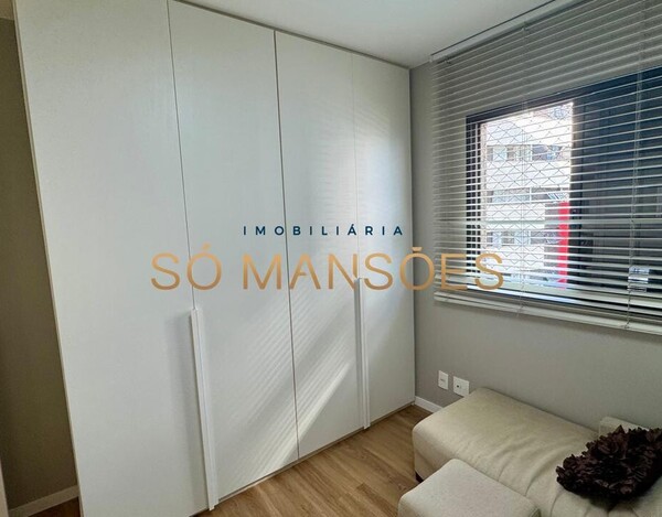 APARTAMENTO DE 136M² FINAMENTE DECORADO À VENDA NO VILA DA SERRA – VISTA DESLUMBRANTE PARA AS MONTANHAS.
