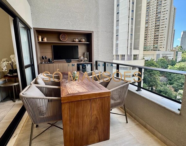 APARTAMENTO DE 136M² FINAMENTE DECORADO À VENDA NO VILA DA SERRA – VISTA DESLUMBRANTE PARA AS MONTANHAS.