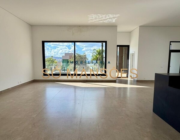 ALPHAVILLE LAGOA DOS INGLESES - CASA LINEAR COM ARQUITETURA CONTEMPORÂNEA E INTEGRAÇÃO TOTAL DOS AMBIENTES.