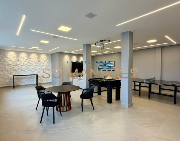 CASA REFORMADA DE 356M² À VENDA NO SANTA LÚCIA COM VISTA DEFINITIVA.