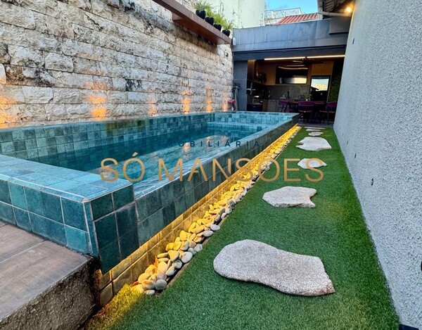 CASA 254M² DE ALTO PADRÃO COM LAZER COMPLETO E ACABAMENTOS PREMIUM.