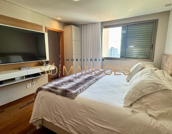 GRAND LÍDER OLYMPUS | VILA DA SERRA – 244M², 4 SUÍTES E LAZER DE RESORT.