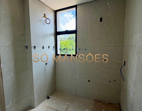 CASA DE 658M² À VENDA NO CONDOMÍNIO MIRANTE DA MATA – EM FASE DE ACABAMENTO.