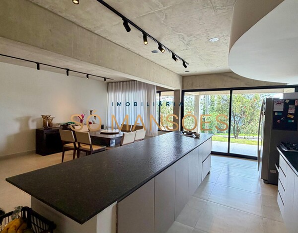 CASA DE 658M² À VENDA NO CONDOMÍNIO MIRANTE DA MATA – EM FASE DE ACABAMENTO.