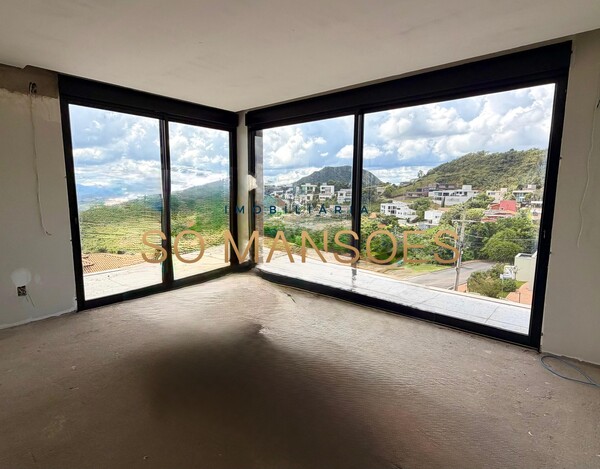 CASA DE 658M² À VENDA NO CONDOMÍNIO MIRANTE DA MATA – EM FASE DE ACABAMENTO.