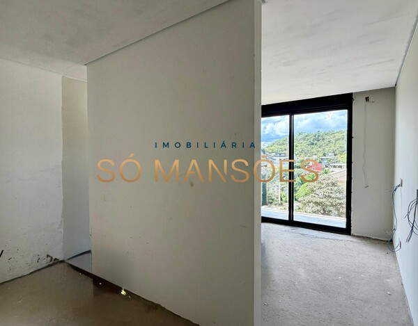 CASA DE 658M² À VENDA NO CONDOMÍNIO MIRANTE DA MATA – EM FASE DE ACABAMENTO.