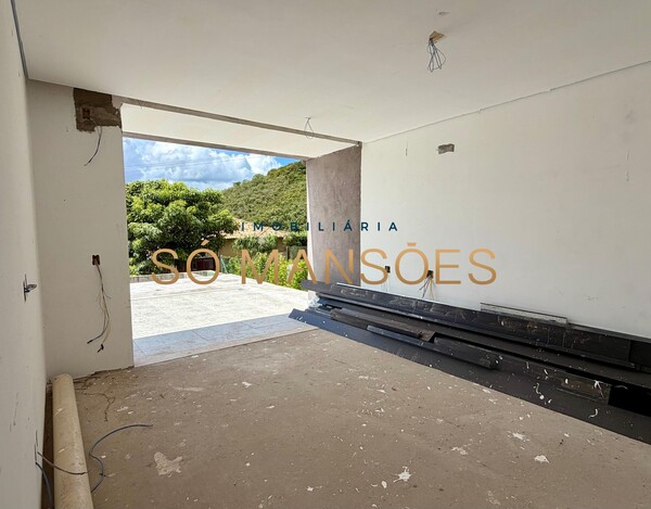 CASA DE 658M² À VENDA NO CONDOMÍNIO MIRANTE DA MATA – EM FASE DE ACABAMENTO.