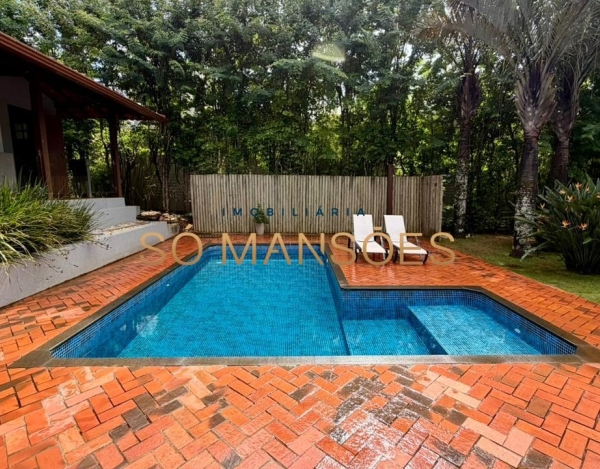 CASA DE 439M² À VENDA NO BOSQUE DA RIBEIRA.