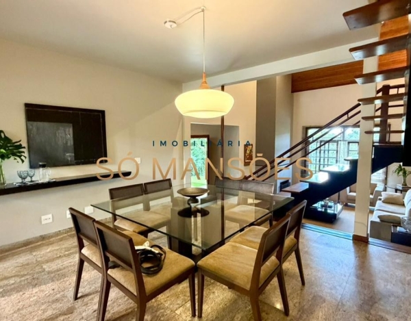 CASA DE 439M² À VENDA NO BOSQUE DA RIBEIRA.