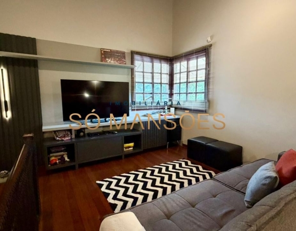 CASA DE 439M² À VENDA NO BOSQUE DA RIBEIRA.