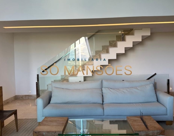 CASA DE 409M² À VENDA NO VILA ALPINA.