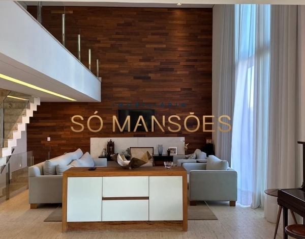 CASA DE 409M² À VENDA NO VILA ALPINA.