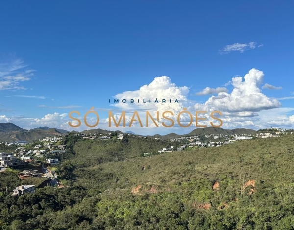 CASA DE 409M² À VENDA NO VILA ALPINA.