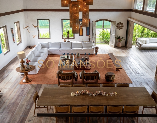 CASA DE 779M² À VENDA NO ALTOS DE TRANCOSO – 6 SUÍTES, MOBILIADA E EM TERRENO DE 2.460M².