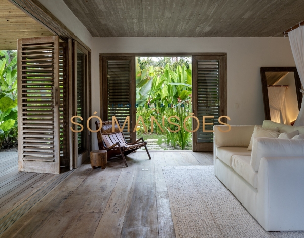 CASA DE 779M² À VENDA NO ALTOS DE TRANCOSO – 6 SUÍTES, MOBILIADA E EM TERRENO DE 2.460M².