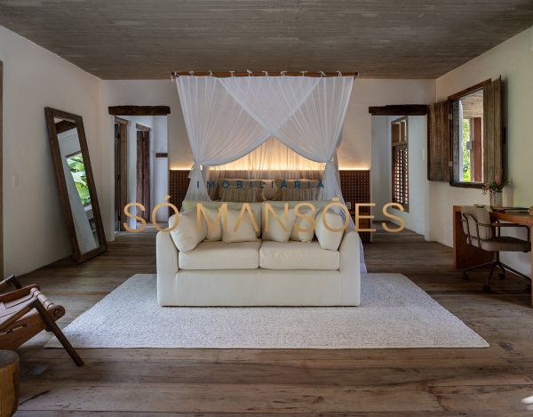 CASA DE 779M² À VENDA NO ALTOS DE TRANCOSO – 6 SUÍTES, MOBILIADA E EM TERRENO DE 2.460M².