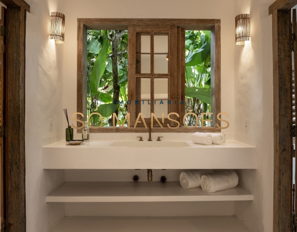 CASA DE 779M² À VENDA NO ALTOS DE TRANCOSO – 6 SUÍTES, MOBILIADA E EM TERRENO DE 2.460M².