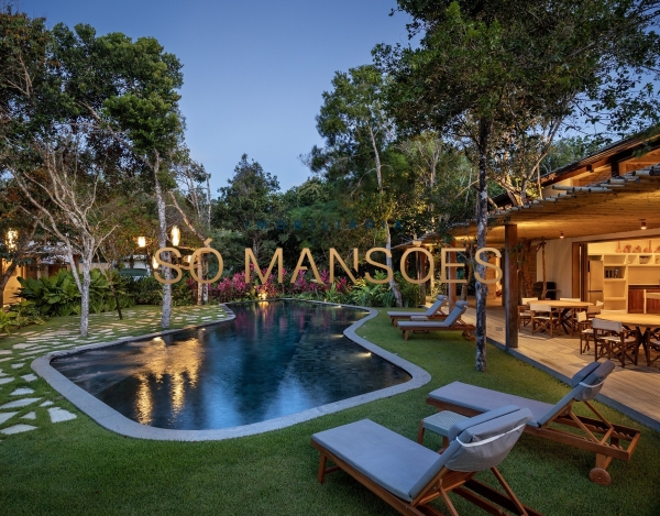 CASA DE 779M² À VENDA NO ALTOS DE TRANCOSO – 6 SUÍTES, MOBILIADA E EM TERRENO DE 2.460M².