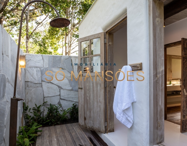 CASA DE 779M² À VENDA NO ALTOS DE TRANCOSO – 6 SUÍTES, MOBILIADA E EM TERRENO DE 2.460M².