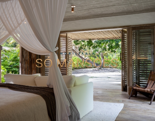 CASA DE 779M² À VENDA NO ALTOS DE TRANCOSO – 6 SUÍTES, MOBILIADA E EM TERRENO DE 2.460M².