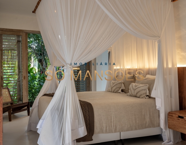 CASA DE 779M² À VENDA NO ALTOS DE TRANCOSO – 6 SUÍTES, MOBILIADA E EM TERRENO DE 2.460M².