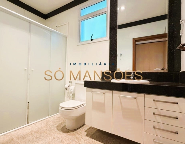 CASA DE 435M² À VENDA NO BELVEDERE.