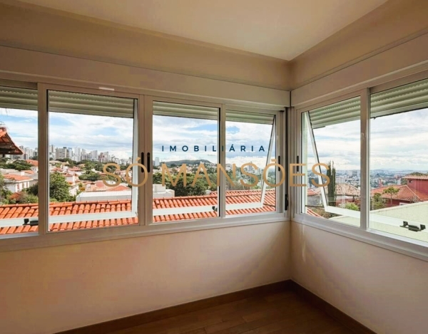 CASA DE 435M² À VENDA NO BELVEDERE.