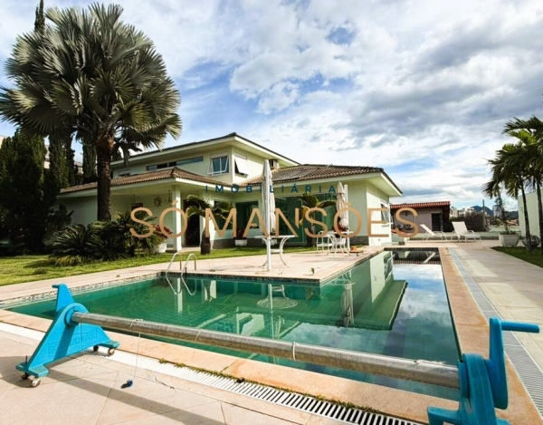 CASA DE 435M² À VENDA NO BELVEDERE.